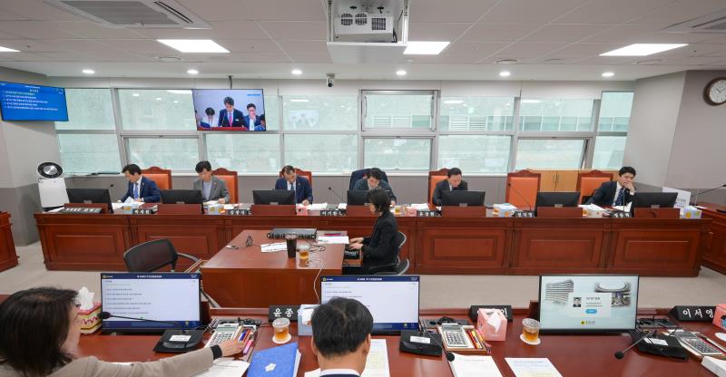 제368회 임시회 제1차 안전행정위원회 사진 3