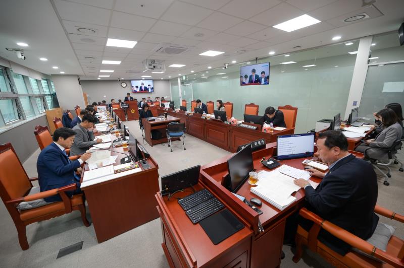 제368회 임시회 제1차 안전행정위원회 사진 6