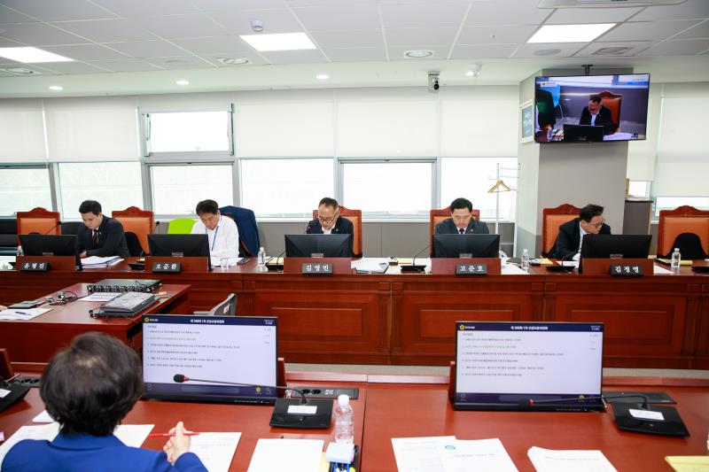 제368회 임시회 제1차 건설교통위원회 사진 6