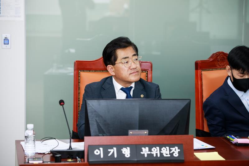 제368회 임시회 제1차 건설교통위원회 사진 7