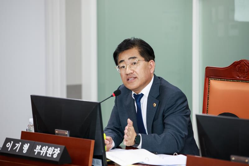 제368회 임시회 제1차 건설교통위원회 사진 9