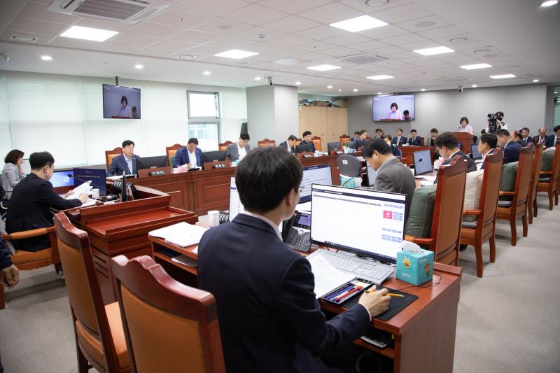 제368회 임시회 제1차 도시환경위원회 사진 7