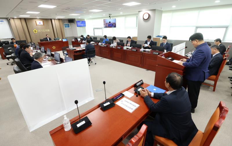 제368회 임시회 제1차 경제노동위원회 사진 6