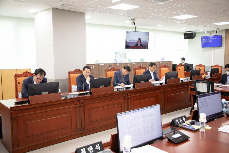 제368회 임시회 제1차 농정해양위원회 사진 3