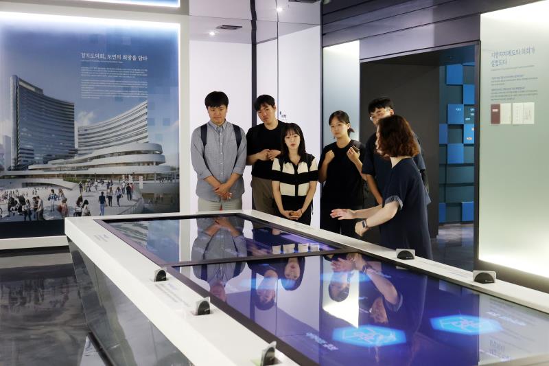 경인일보 수습기자단 경기도의회 방문 사진 6