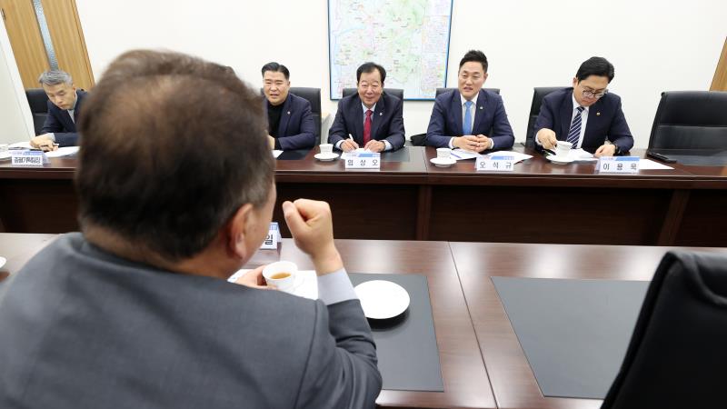 경기도의회 경기북부특별자치도 설치 특별위원회 파주시장 정담회_7