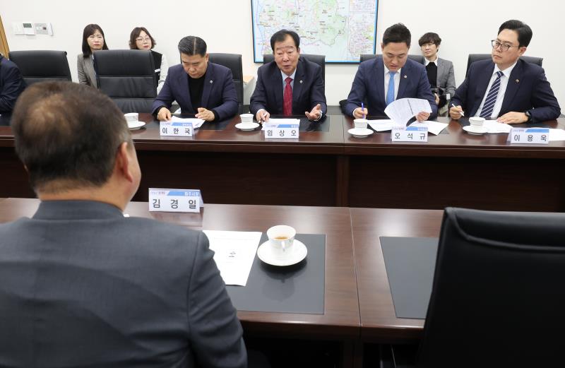 경기도의회 경기북부특별자치도 설치 특별위원회 파주시장 정담회_9