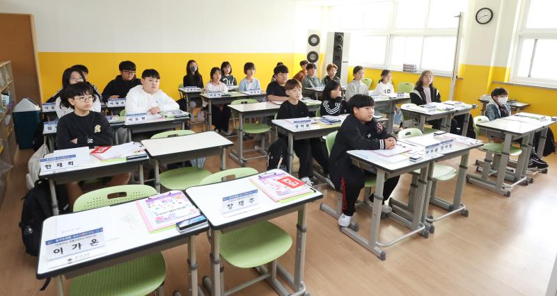 청소년의회교실 의정부 회룡초등학교 사진 5