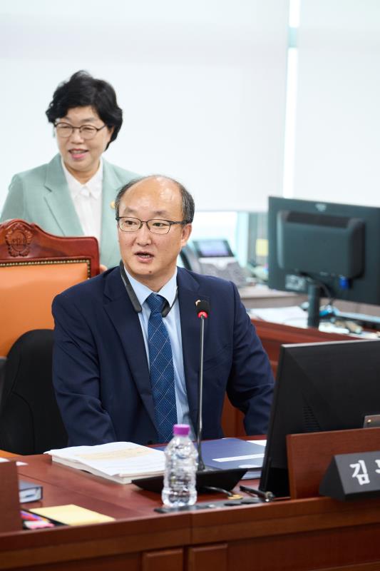 제376회 임시회 제1차 건설교통위원회_4