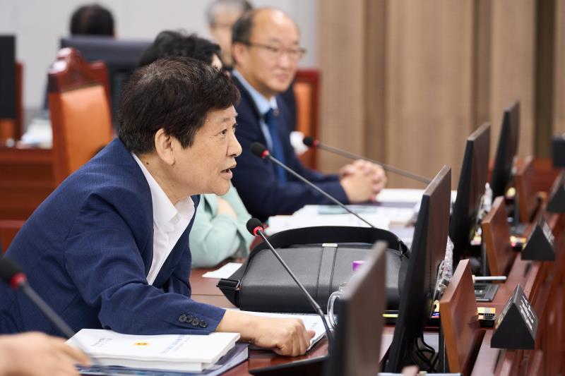 제376회 임시회 제1차 건설교통위원회_6