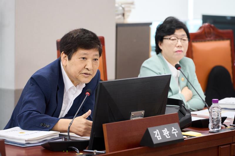 제376회 임시회 제1차 건설교통위원회_9