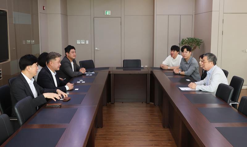 경기도의회 국민의힘 대표단 언론사 방문_5