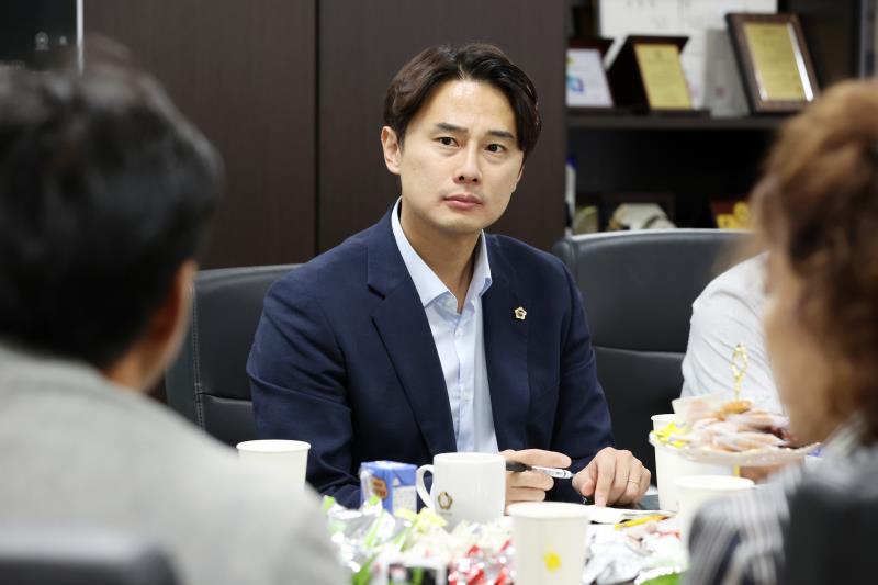 황대호 문화체육관광위원장 주민자치위원회 접견 및 견학_6