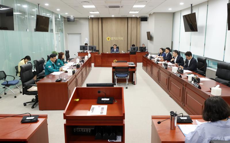 경기도의회 더불어민주당 정책위원회 경기도교육청 주요업무 업무보고_2