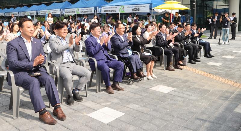 정윤경 부의장 중증장애인생산품 박람회 참석_2