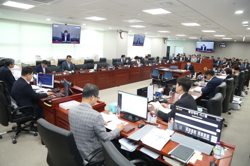 제377회 임시회 제5차 경기도청예산결산특별위원회_2