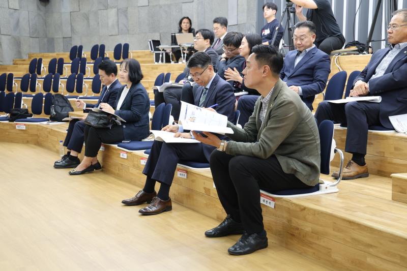 2024 AIDT(인공지능 기술을 활용한 디지털 교과서) 도입 지원을 위한 정책토론회_3
