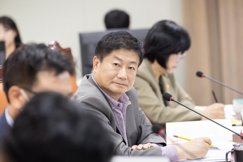 제379회 정례회 미래과학협렵위원회 행정사무감사_3
