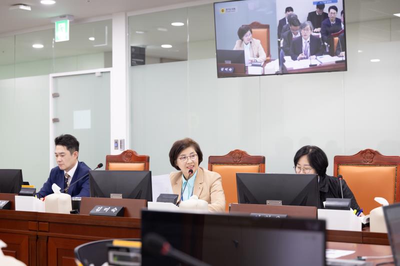 제379회 정례회 미래과학협렵위원회 행정사무감사_5