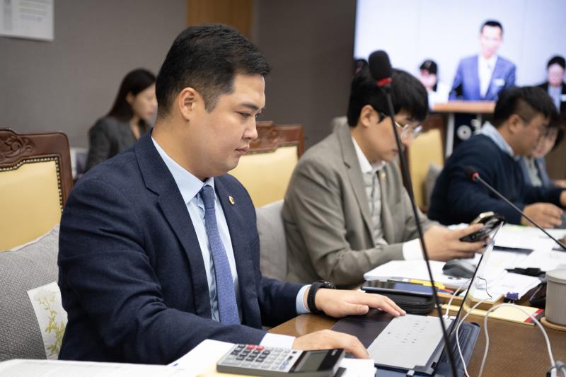 제379회 정례회 여성가족평생교육위원회 행정사무감사_2