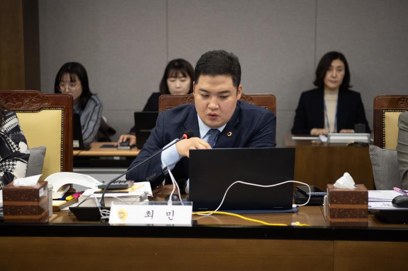 제379회 정례회 여성가족평생교육위원회 행정사무감사_7
