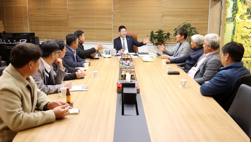 김진경 의장 (사)한국후계농업경영인 경기도연합회 정정호 회장등 임원진 접견