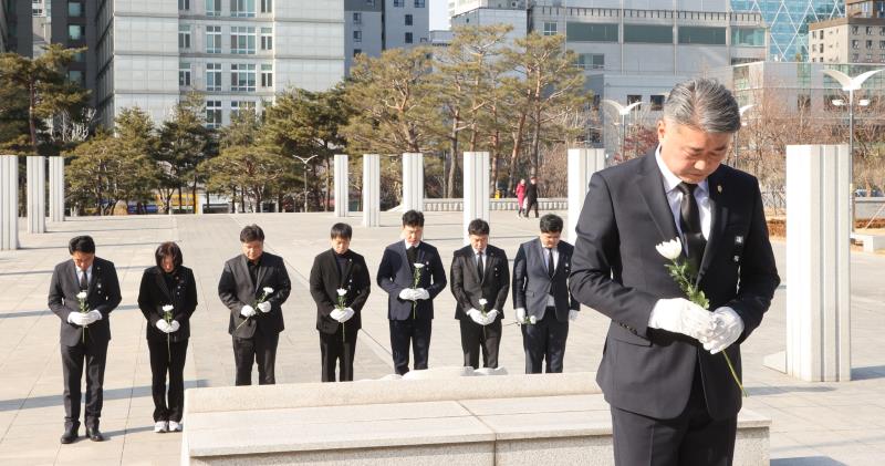 국민의힘 대표단 현충탑 참배 및 제주 항공 사고 합동 분향