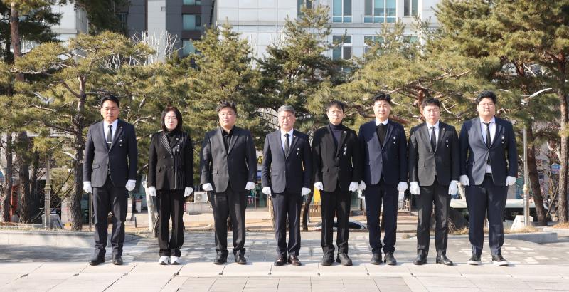국민의힘 대표단 현충탑 참배 및 제주 항공 사고 합동 분향_2