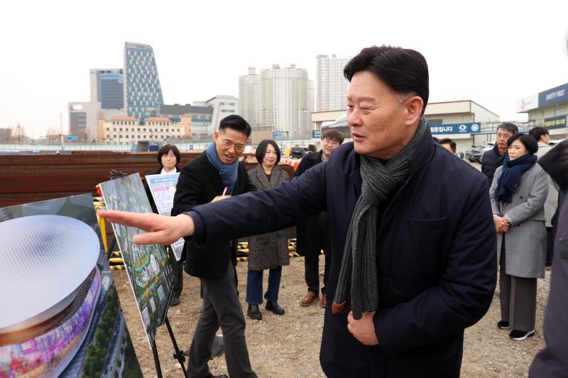 제11대 후반기 더불어민주당 대표단 K-컬처밸리 복합개발사업 현장 정책 간담회