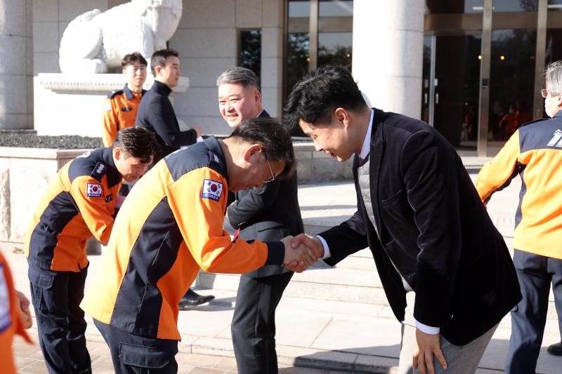 경기도의회 국민의힘 설 맞이 경기도소방재난본부 격려 방문_2