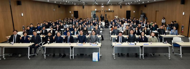 경기도의회 교섭단체 더불어민주당 2025년 상반기 정치아카데미교육원 의원교육 (1강)