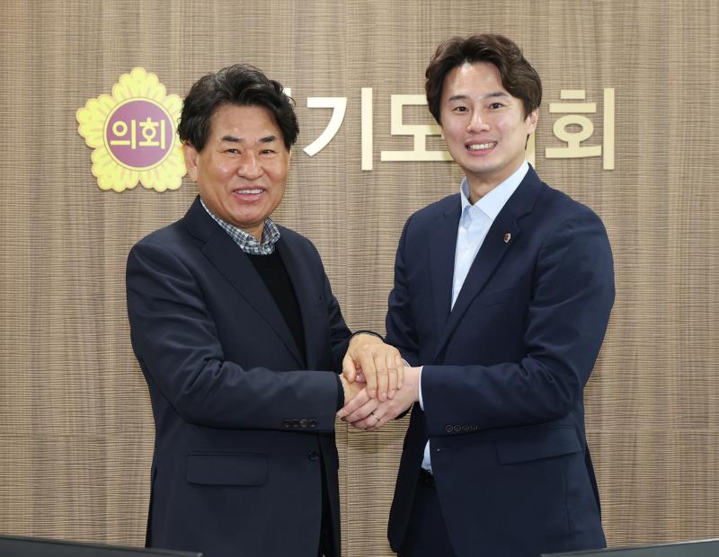 황대호 위원장 강신성 전 대한체육부회장 접견_2