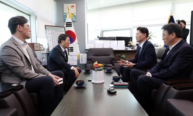 최종현 대표의원 김동연 도지사 접견