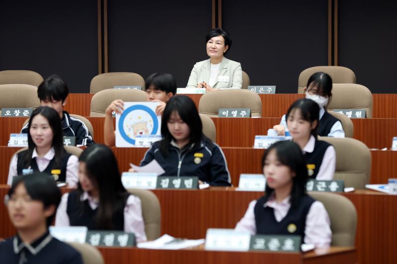 2025년 제8회 청소년 의회교실_10