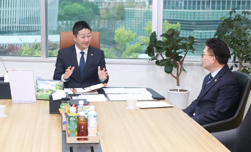 김진경의장 경기도치과의사회 관계자 접견_3