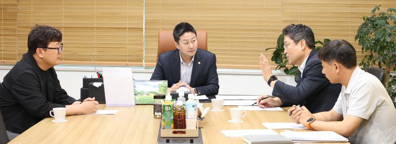 김진경 의장 교육청 관계자 정담회_5