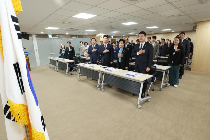 경기도의회 더불어민주당 의원총회_10