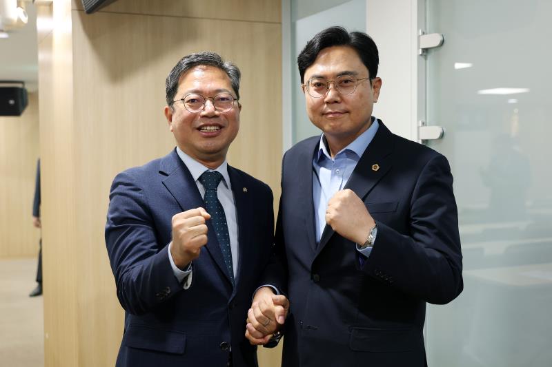 경기도의회 더불어민주당 의원총회_6