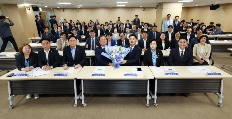 경기도의회 더불어민주당 의원총회_7
