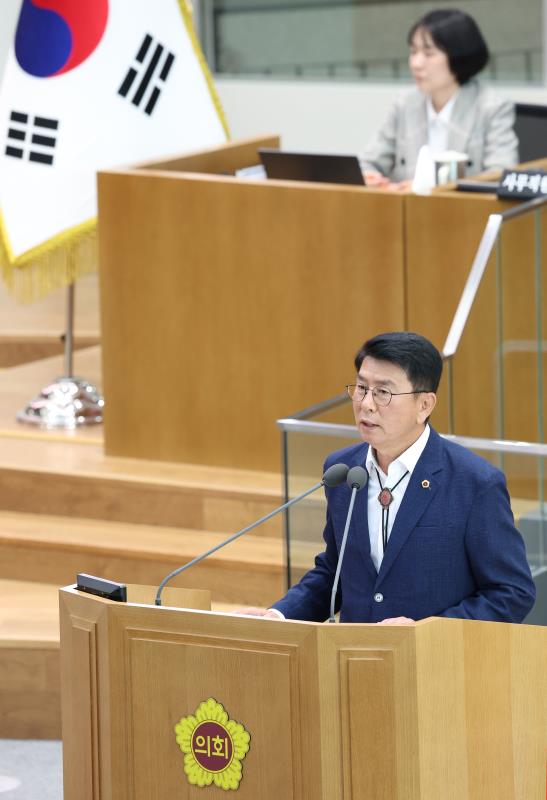 제384회 정례회 제3차 본회의(일괄질문)_8