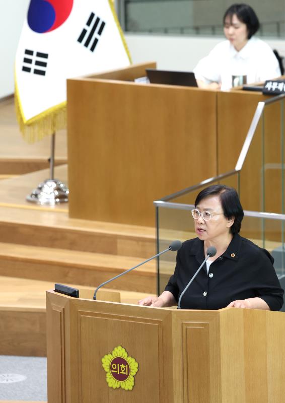 제384회 정례회 제3차 본회의(일괄질문)_9