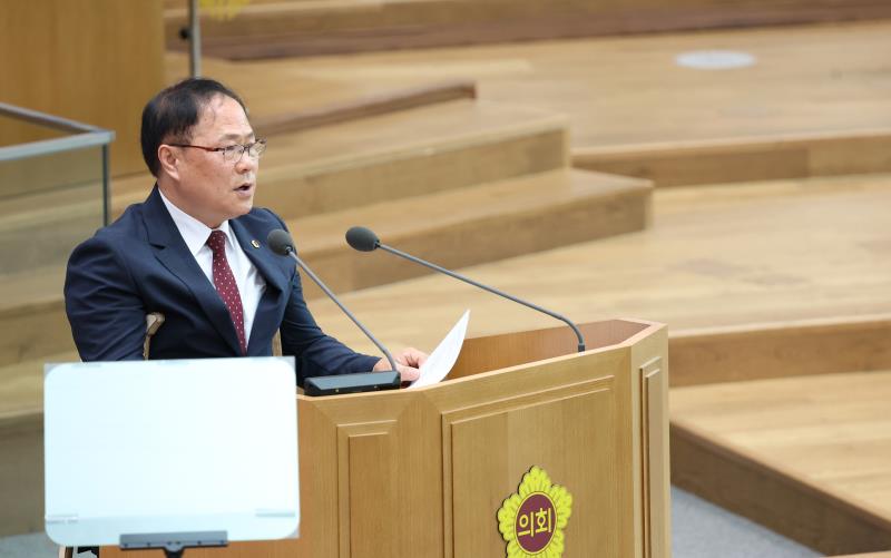 제384회 정례회 제3차 본회의(일괄질문)_8