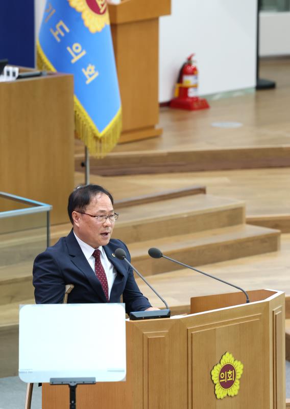 제384회 정례회 제3차 본회의(일괄질문)_10