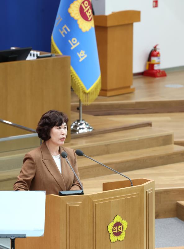 제384회 정례회 제3차 본회의(일괄질문)_8