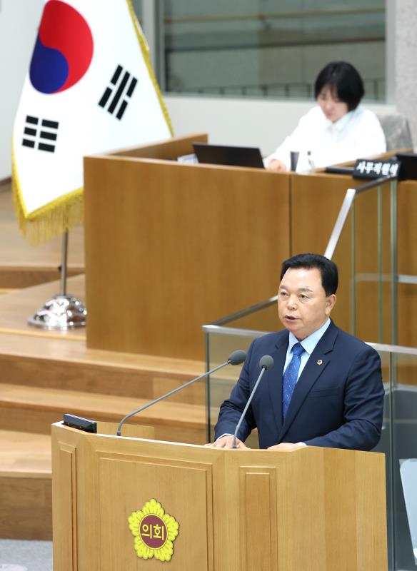 제384회 정례회 제3차 본회의(일괄질문)_8