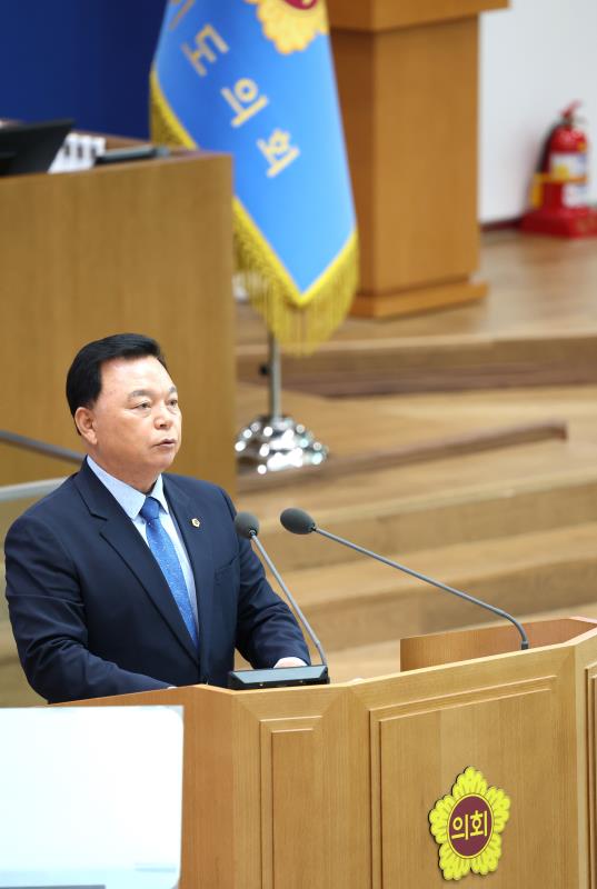 제384회 정례회 제3차 본회의(일괄질문)_10
