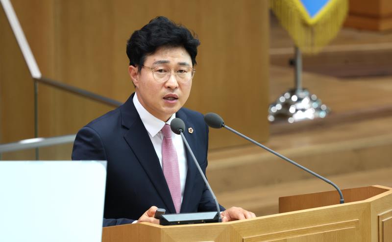 제384회 정례회 제3차 본회의(일괄질문)_10