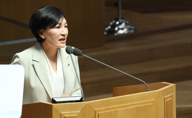 제384회 정례회 제3차 본회의(일괄질문)_10