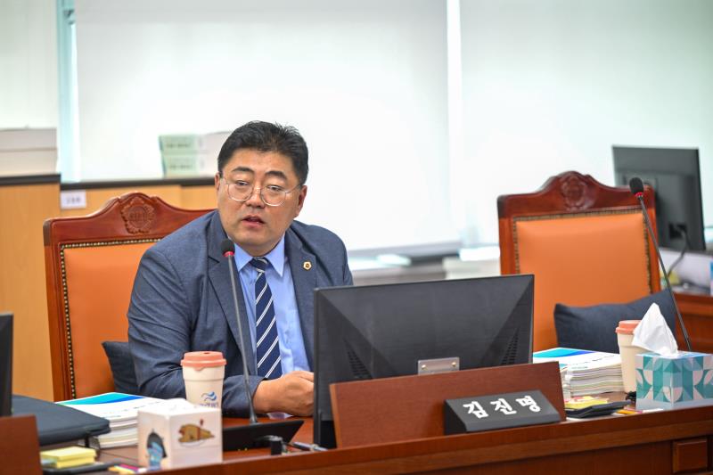 제384회 임시회 제1차 여성가족평생교육위원회_6