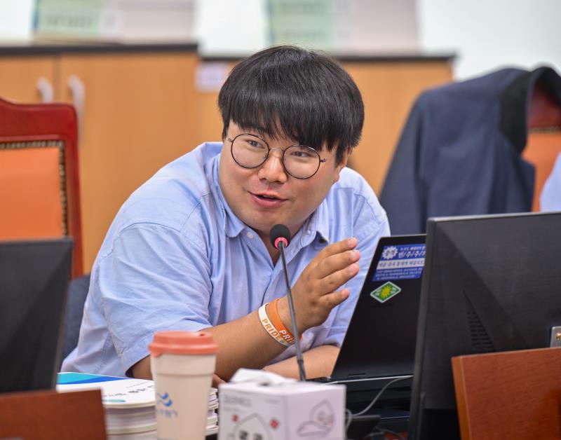 제384회 임시회 제1차 여성가족평생교육위원회_8